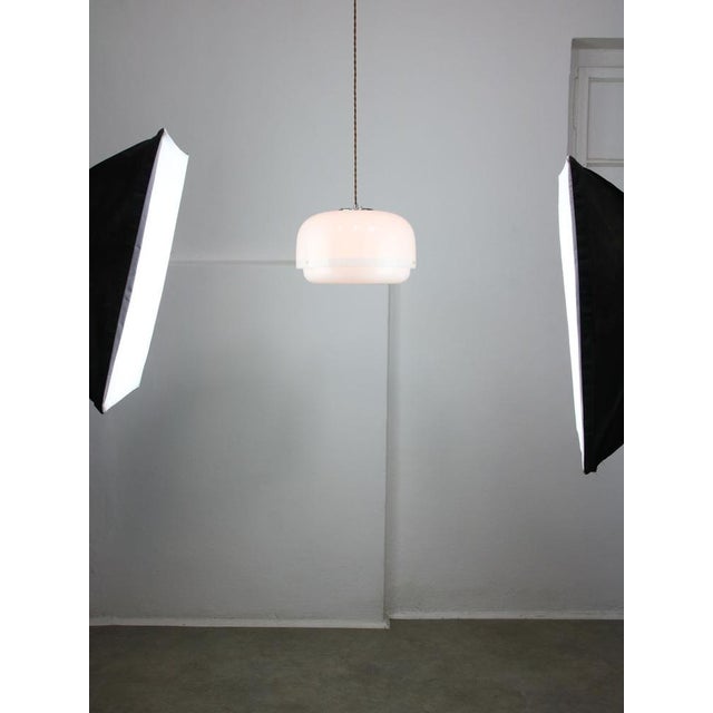 Plastic Italian White Medusa Pendant Lamp by Luigi Massoni for Guzzini, 1970s For Sale - Image 7 of 17