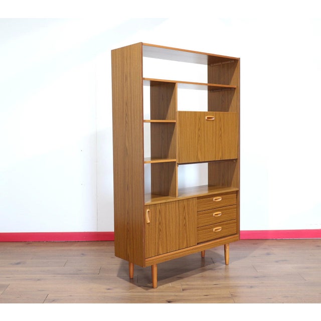 Mid Century Modern Vintage Schreiber Room Divider Display Cabinet For Sale - Image 14 of 15