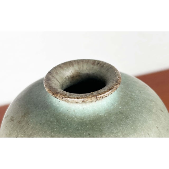 Mid-Century Modern Minimalist German Studio Pottery Vase from Walter Gebauer, 1960s For Sale - Image 9 of 12