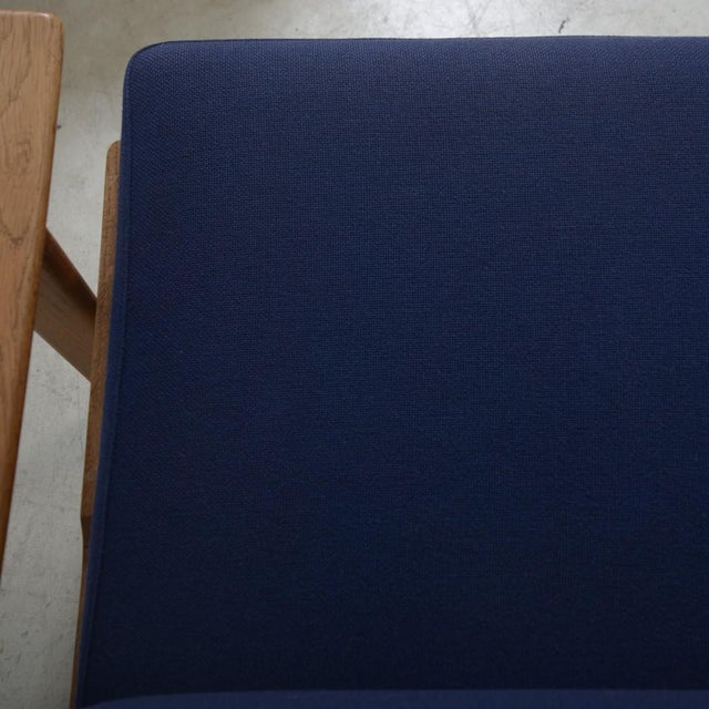 Blue GE290 3-Seater Sofa in Oak by Hans J. Wegner, 1990s For Sale - Image 8 of 18