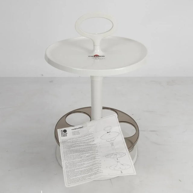 Mid-Century Modern White Flair Bar Table, 1970s For Sale - Image 3 of 5