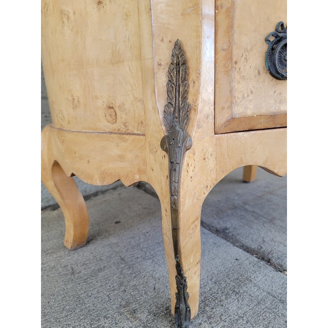 Late 20th Century Louis XVl Style End Table Small Chest For Sale - Image 5 of 13