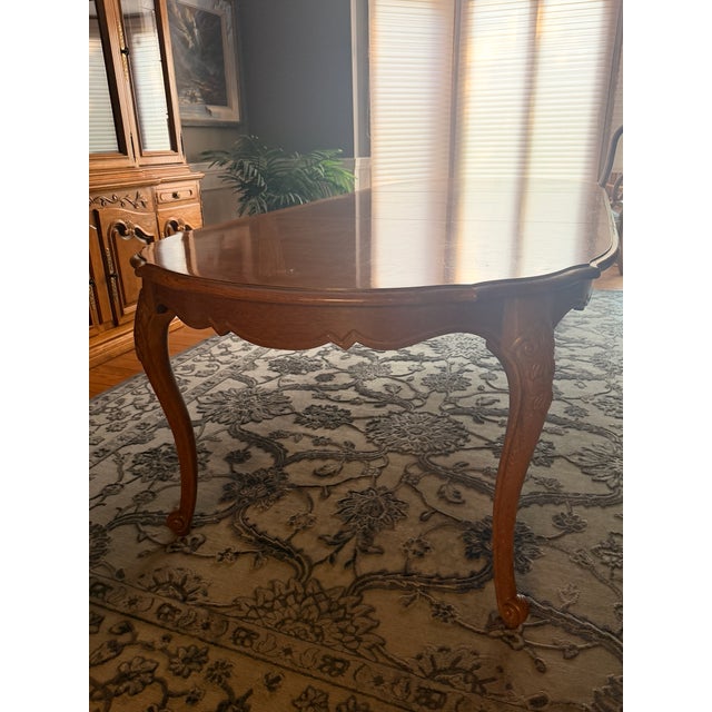 1980s Vintage 1987 Hickory Manufacturing Co. Dining Collection For Sale - Image 5 of 18