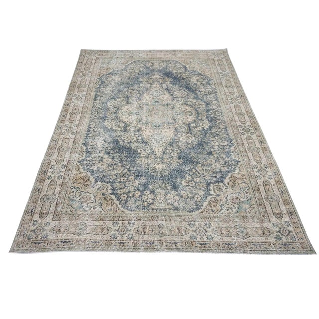 Turkish vintage hand knotted Rug Worn Piles beautiful rug for Cozy Rooms