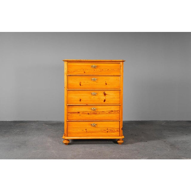 Item: Chest of drawers Period & Style: Biedermeier style - mid-19th century Features: - elegant and practical piece of...