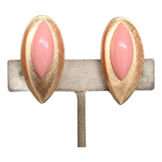 Vintage 1950s Signed Napier Goldtone Florentine Finish Pink Resin Clip Earrings-2 Pieces For Sale