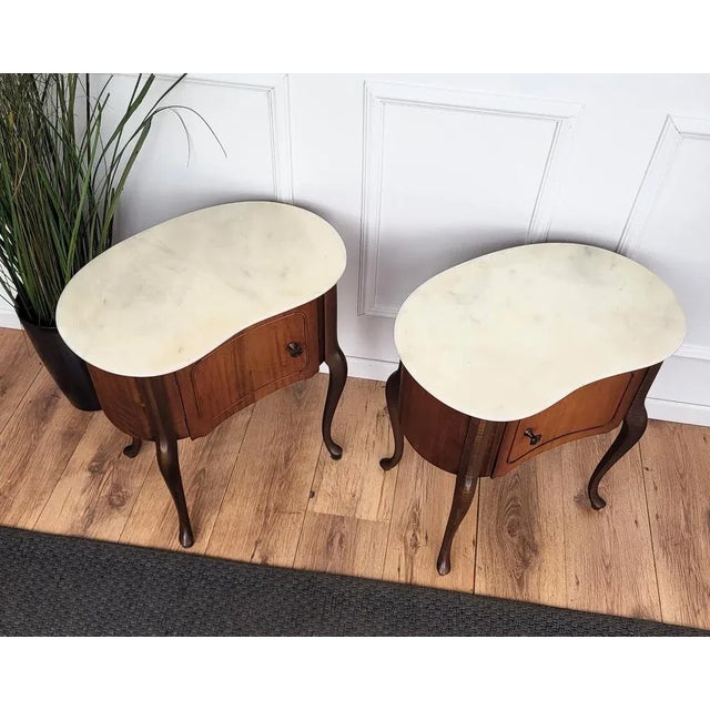 Art Deco Italian Kidney Shaped Nightstands with Marble Top, 1950s, Set of 2 For Sale - Image 9 of 10