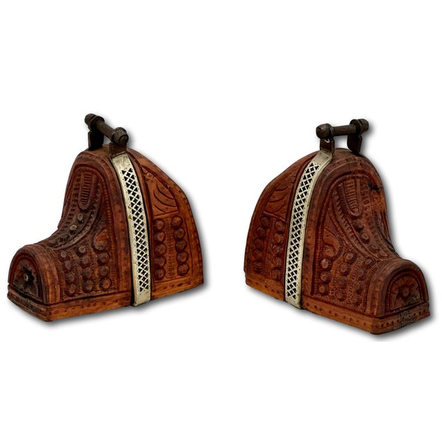 Outstanding Original Pair of Antique Spanish Colonial Hand Carved Wood & Wrought Iron Bedoya Stirrups - Circa 1800s For Sale - Image 10 of 18