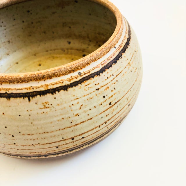 Large Speckled Gray Studio Pottery Bowl For Sale - Image 4 of 10