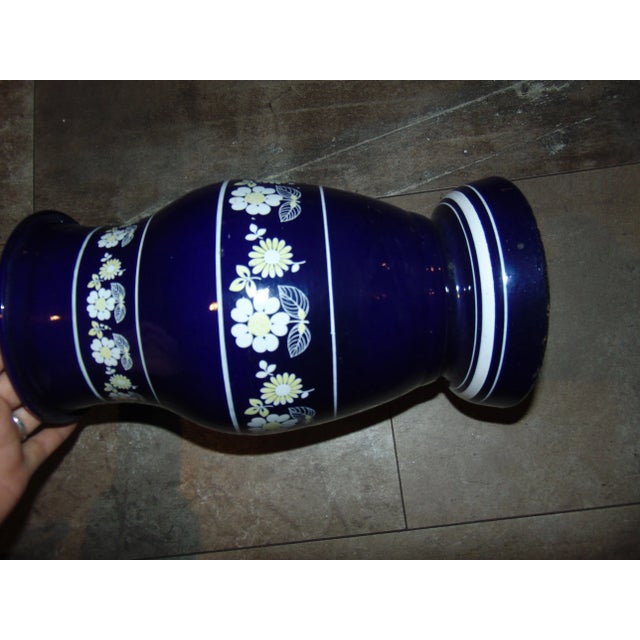 1970s Mid-Century Enamel Vase with Flowers by Silesia Rybnik Steelsworks For Sale - Image 5 of 6