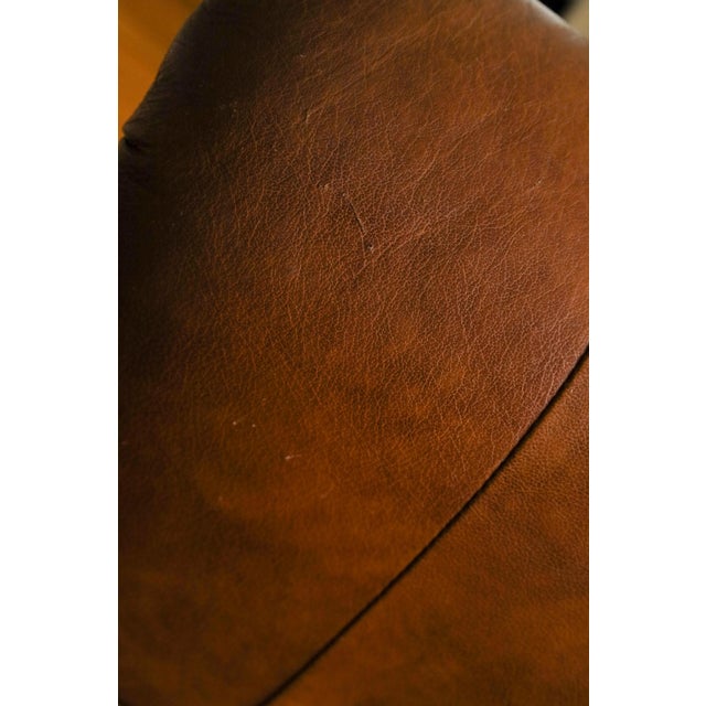 Animal Skin Late 20th Century Traditional Tufted Chesterfield "Austin Brown" Leather Rolled-Arm Bench For Sale - Image 7 of 9