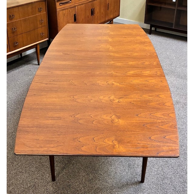 Mid Century Modern Extending Teak Dining Table by McIntosh, Uk c.1960 For Sale - Image 13 of 15