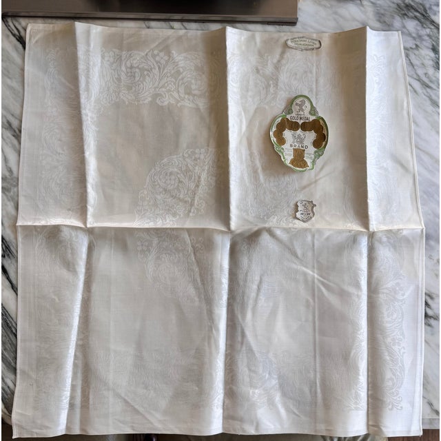 Antique White Made in Ireland Mid-Century Fine Damask Napkins - Set of 6 + 1 For Sale - Image 8 of 17