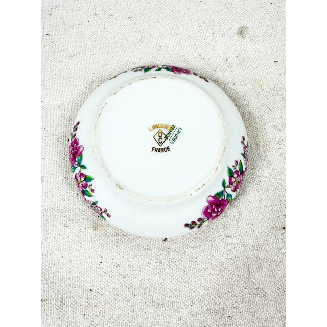 Vintage Limoges Chinoiserie Floral Lidded Box For Sale In New Orleans - Image 6 of 7