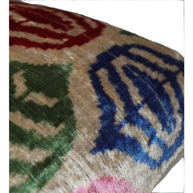 2020s Boho Chic Silk Velvet Ikat Pillow Cover For Sale - Image 5 of 7