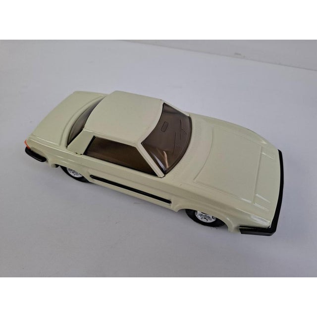 Mid-Century Modern Czechoslovak Norma Toy Car in Tin from Ites Igra, 1970s For Sale - Image 9 of 18