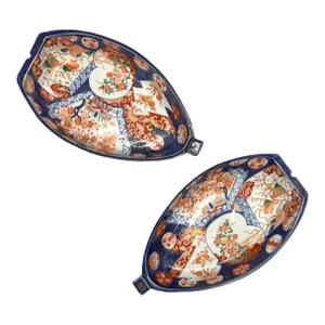 Pair of Large Japanese Meiji Porcelain Imari Boat Form Serving Dishes, Platters, Centerpieces or Decorative Bowls in Red, White, Blue & Gold