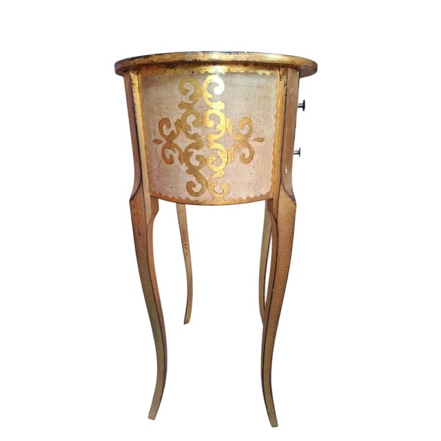 Lacquered and Gilded Oval Coffee Table, 1960s, in Flawless conditions. Designed 1960 to 1969