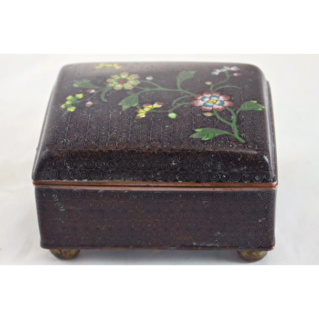 Chinoiserie 1920s Chinese Cloisonné Box For Sale - Image 3 of 6
