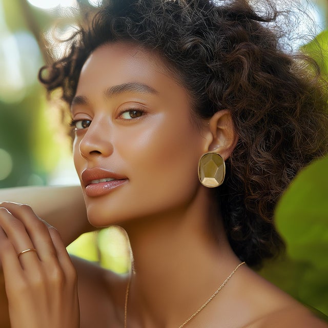 2000 - 2009 Kenneth Jay Lane 22k Gold Plated Faceted Enamel Nugget Clip Earrings Bold Design, A Pair For Sale - Image 5 of 5