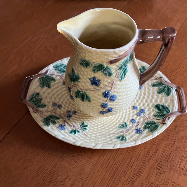 Vintage Tiffany & Co. Blackberry Majolica Pitcher & Tray Set - Portugal Basketweave For Sale - Image 10 of 12