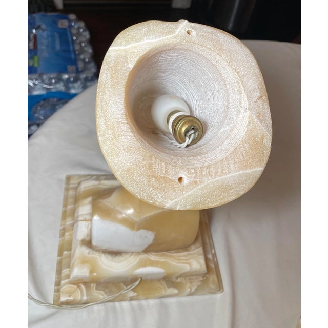 1970s Large Vintage Hand Carved Onyx Stone Egyptian Revival Nefertiti Table Night Lamp For Sale - Image 13 of 15