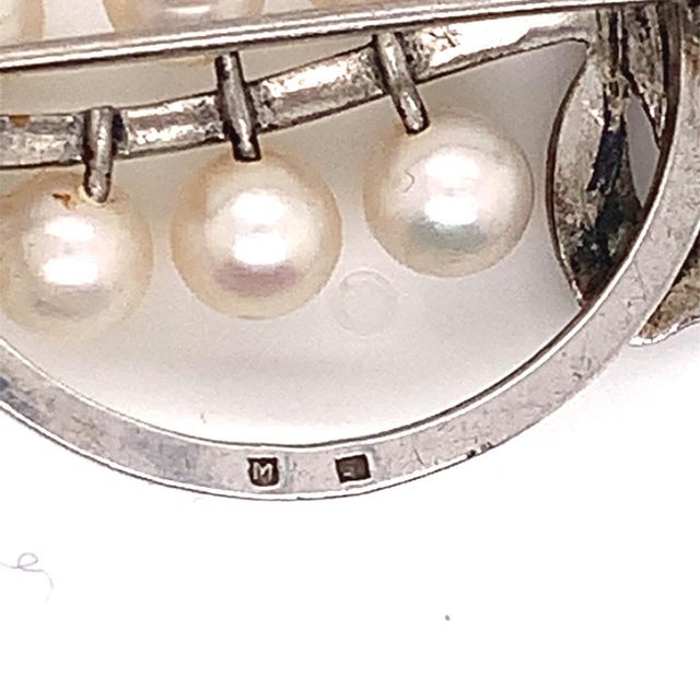 Mikimoto Estate Pin Brooch Sterling Silver 7.47 Gr 5.50 mm M164 This elegant Authentic Mikimoto Estate sterling silver...