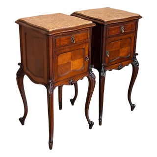 Louis XV Style Walnut Nightstands with Marble Top, 1930s, Set of 2 For Sale