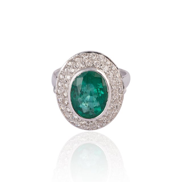 Diamond wt 0.85cts semi precious wt 4.72cts gold net wt 7.536gm(18k) Its very hard to capture the true color and luster of...