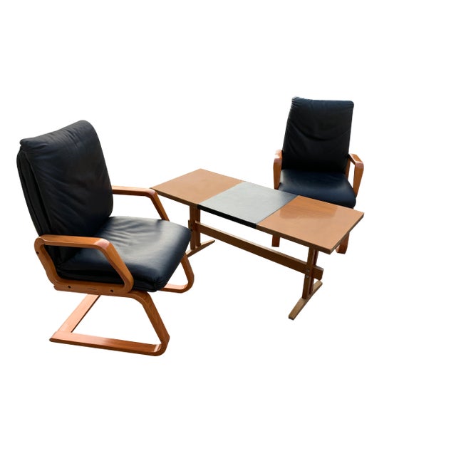 Set of Mid-Century Lounge Chairs and Table, 1960s For Sale