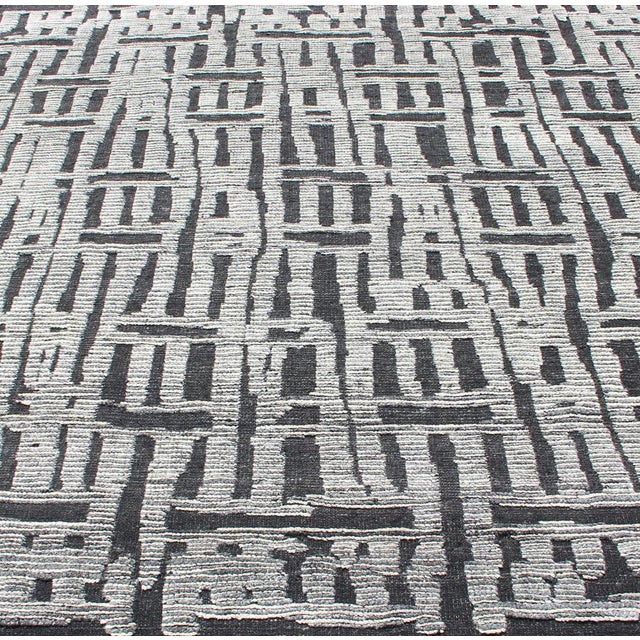 Tribal Sub-Geometric Abstract Design Modern Casual Rug in Black and Cream 8'3 X 9'7 For Sale - Image 3 of 13