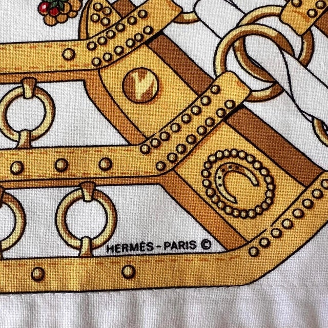 White Rare vintage Hermes Paris placemats from 1979 // set of 6 cotton placemats // equestrian motif // horses // collectible luxury homegoods For Sale - Image 8 of 14