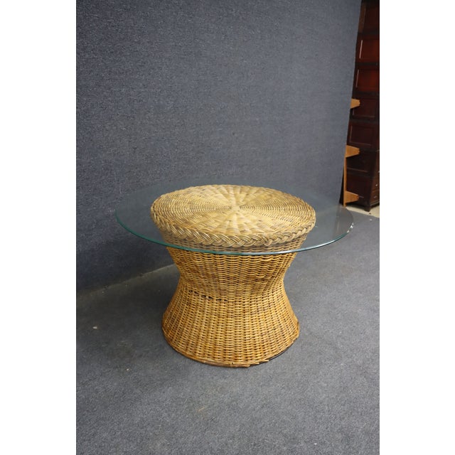 Wood Mid-Century Modern Wicker Hourglass Coffee Table With Glass Top For Sale - Image 7 of 13