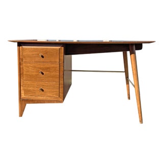 Vintage Mid Century Modern Designer Desk in Paul McCobb Style For Sale