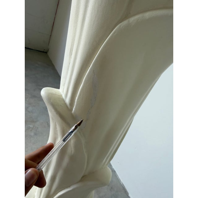 1980's Vintage Palm Beach-Style Sculptural Palm Leaf Plaster Floor Lamp For Sale - Image 11 of 13