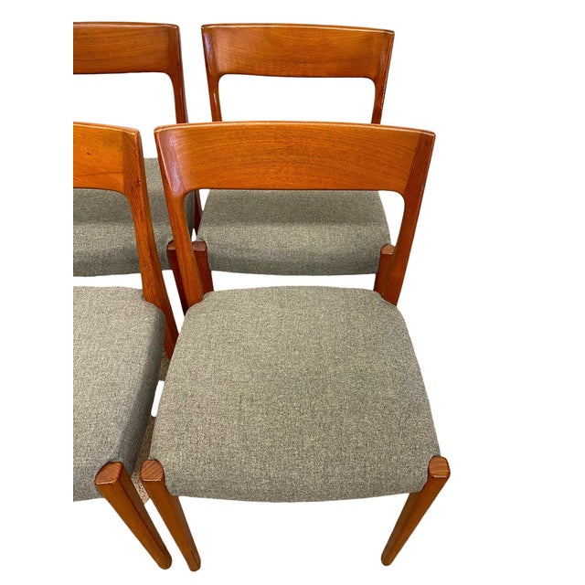1970s Set of 4 Mid Century Modern Dining Chairs With Sculpted Wood Frames and Upholstered Seats For Sale - Image 10 of 10