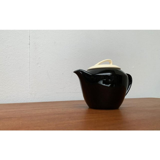Postmodern Ceramic Tea or Coffee Pot from Pagnossin, Italy, 1980s, in Very Good conditions. Designed 1980 to 1989 This...
