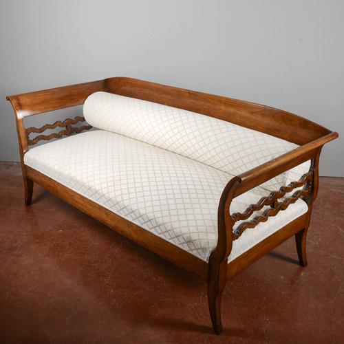 This imposing three-seater sofa represents an excellent example of italian modernism, featuring a solid and welcoming...