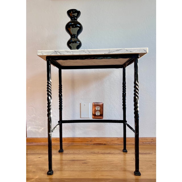 1960s Mediterranean Wrought Iron Marble Side / Occasional Table For Sale - Image 4 of 18