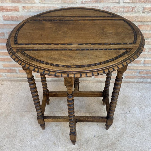 Round Folding Center Oak Table with Carved Top and Solomonic Legs, 1940s For Sale - Image 4 of 15