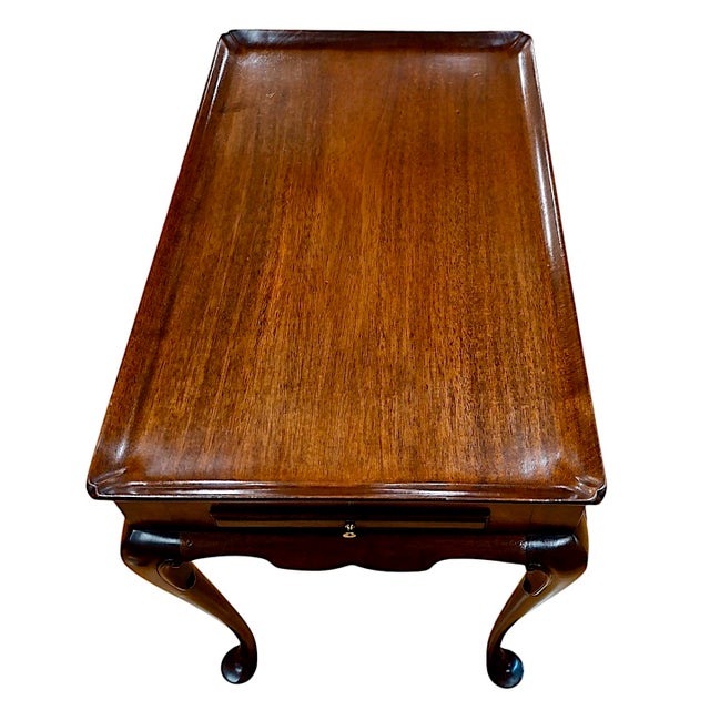Wood 1940s Queen Anne Style Mahogany Tea Table With Double Pullout Trays For Sale - Image 7 of 10