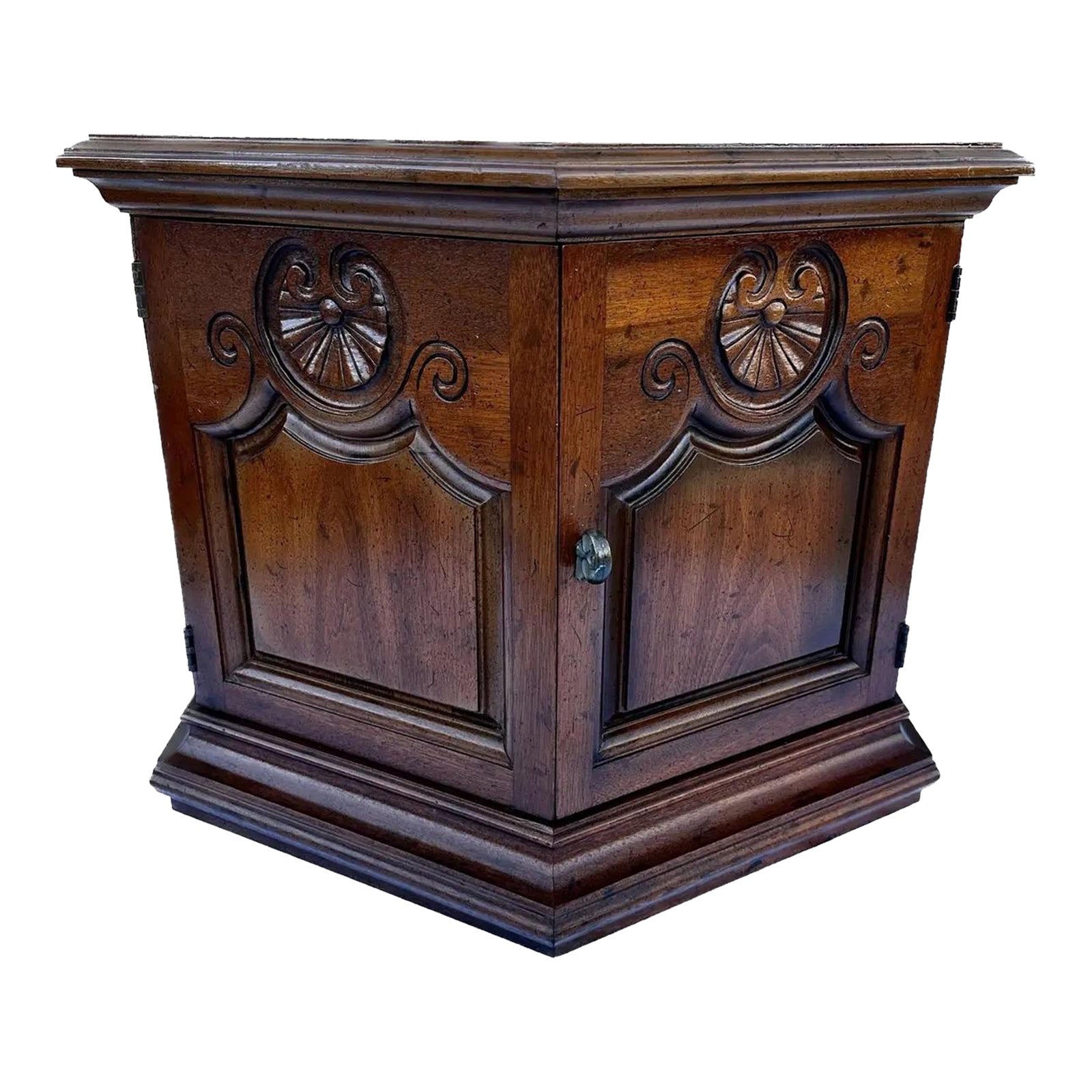 Vintage 1900s Drexel Heritage Hexagon Shaped Side/ End Table | Chairish