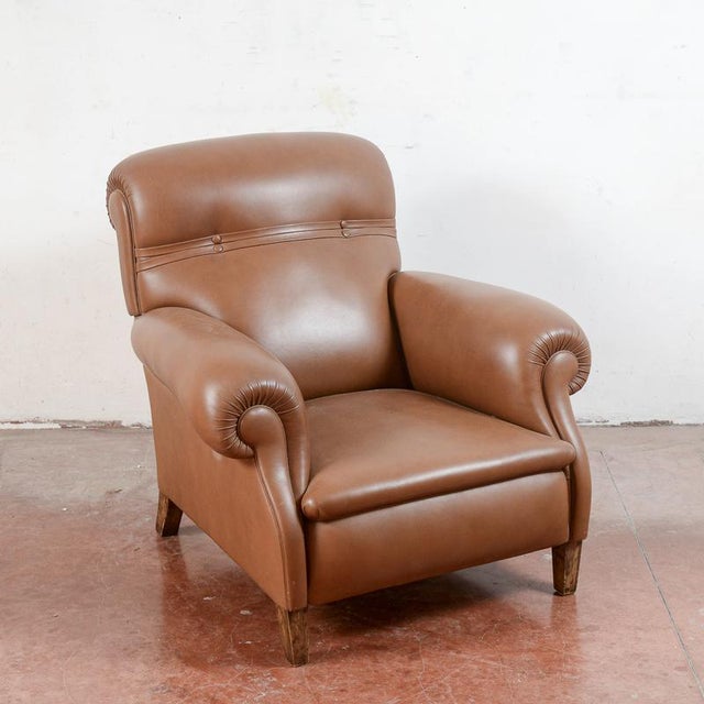 This iconic frau armchair embodies the excellence of italian design—a modern antique that combines timeless elegance with...