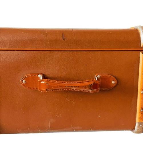 Antique Brocante Nubuck Leather Trunk, 1920s For Sale - Image 4 of 10