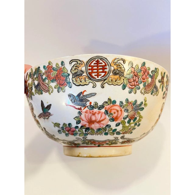 Chinese Mid 20th Century Vintage Chinese Famille Rose Hand Painted Bowl For Sale - Image 3 of 9