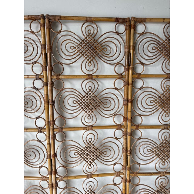 1970’s Vintage Coastal Bamboo & Rattan Three-Panel Folding Screen For Sale In Miami - Image 6 of 12