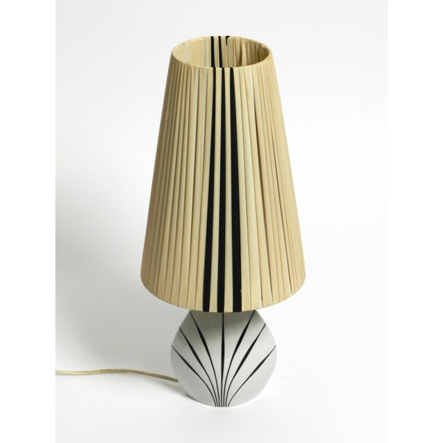 Mid-Century Table Lamp in Ceramic and with Plastic Shade by Alka Kunst, 1950s For Sale - Image 16 of 18