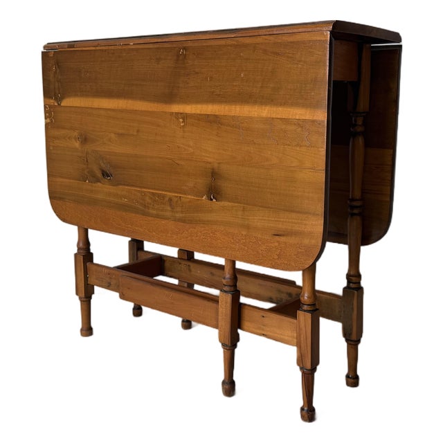 Vintage American Solid Cherry Wood Drop-Leaf Breakfast Dining Table For Sale