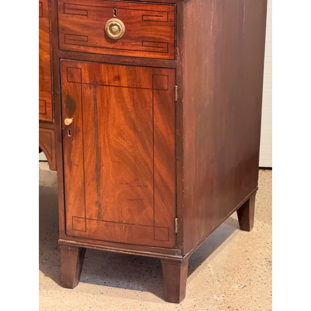 19th Century English Mahogany Server For Sale - Image 13 of 18