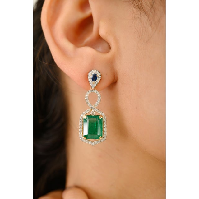 Art Deco 14k Gold Emerald Sapphire & Diamond Statement Earrings- A Pair For Sale - Image 3 of 10